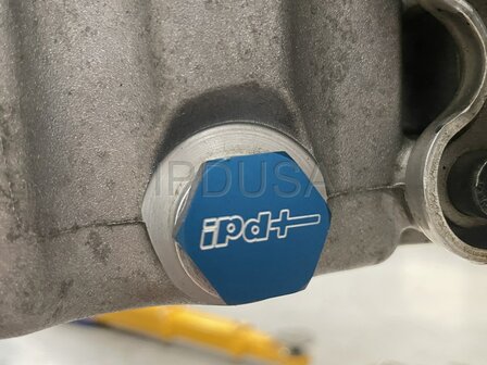 Magnetische Aluminium Carterplug Blauw IPD 142140